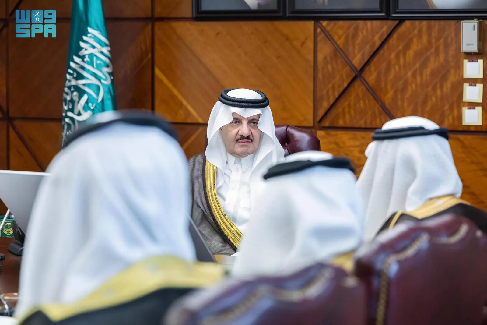 أمير الشرقية يطّلع على التقرير الختامي لمبادرة “نسيج” لتعزيز التعايش المجتمعي
